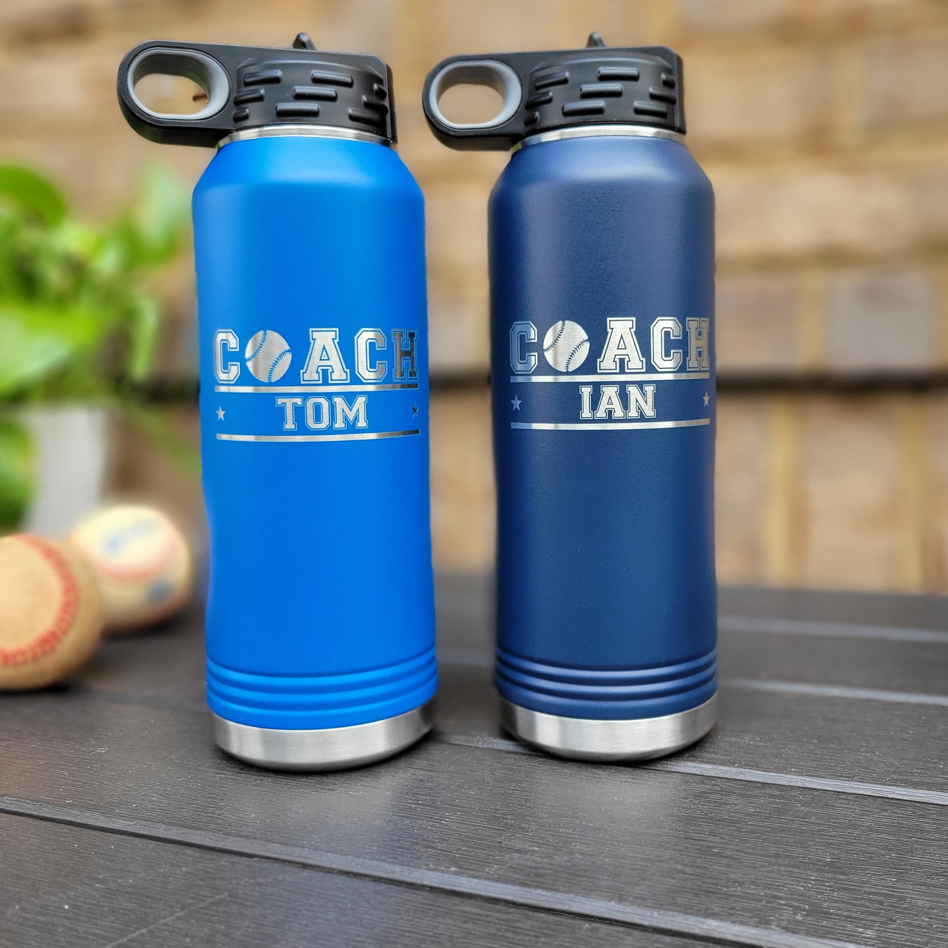 Personalized Baseball Water Bottles - Custom Engraved 32oz Stainless Steel Bottle for Baseball Players and Baseball Coache...