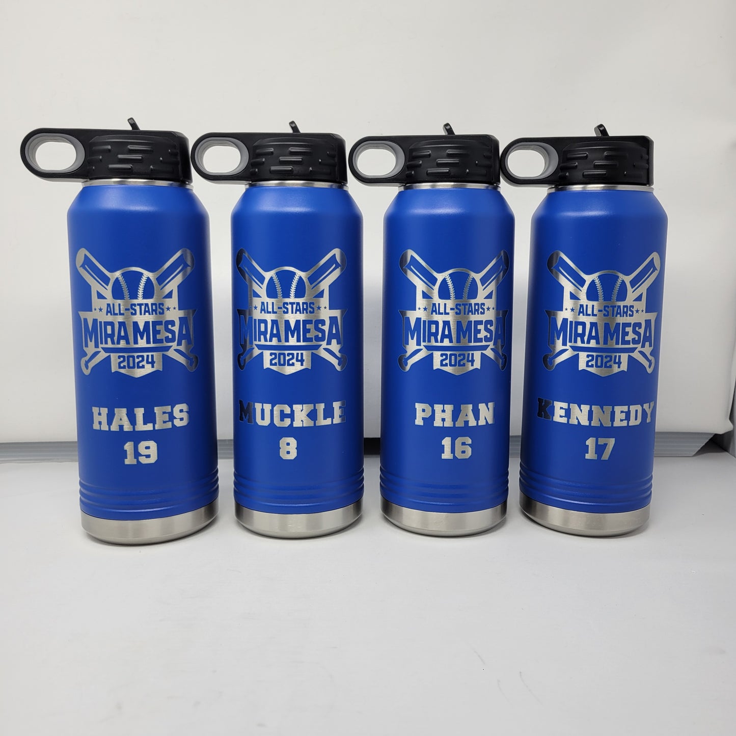 Personalized Baseball Water Bottles - Custom Engraved 32oz Stainless Steel Bottle for Baseball Players and Baseball Coache...