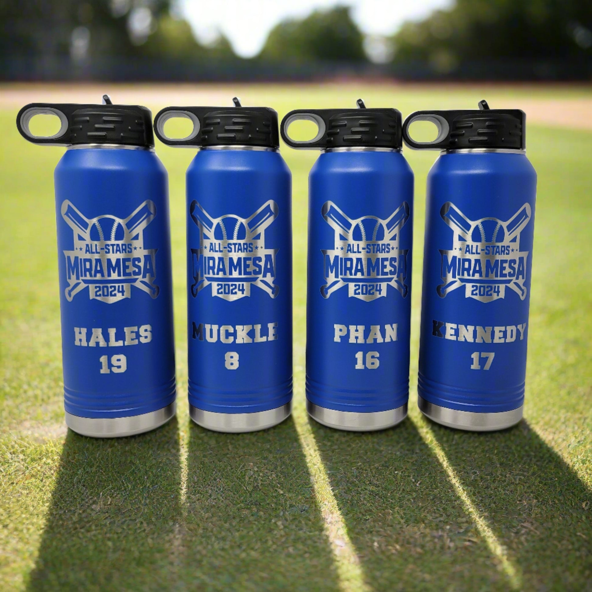 Personalized Baseball Water Bottles - Custom Engraved 32oz Stainless Steel Bottle for Baseball Players and Baseball Coache...