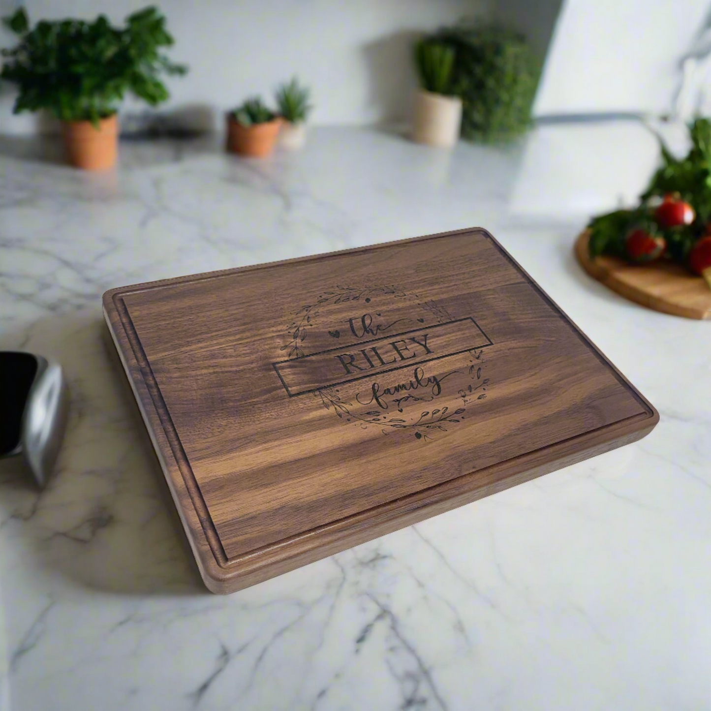 Personalized Walnut Cutting Board, Cutting Board Wedding Gift, Couple Christmas Gift, Bridal Shower Gift, Housewarming Gift, Anniversary