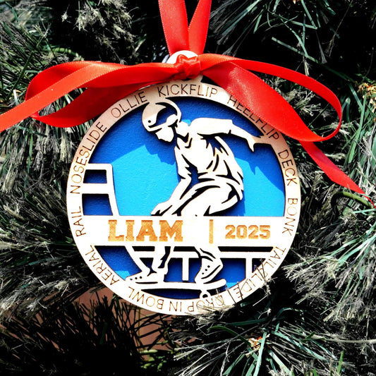 Personalized Skateboarder Christmas Ornament – Custom Skater Gift, Holiday Keepsake for Skateboard Fans and Street Riders - Personalized Holiday Ornament
